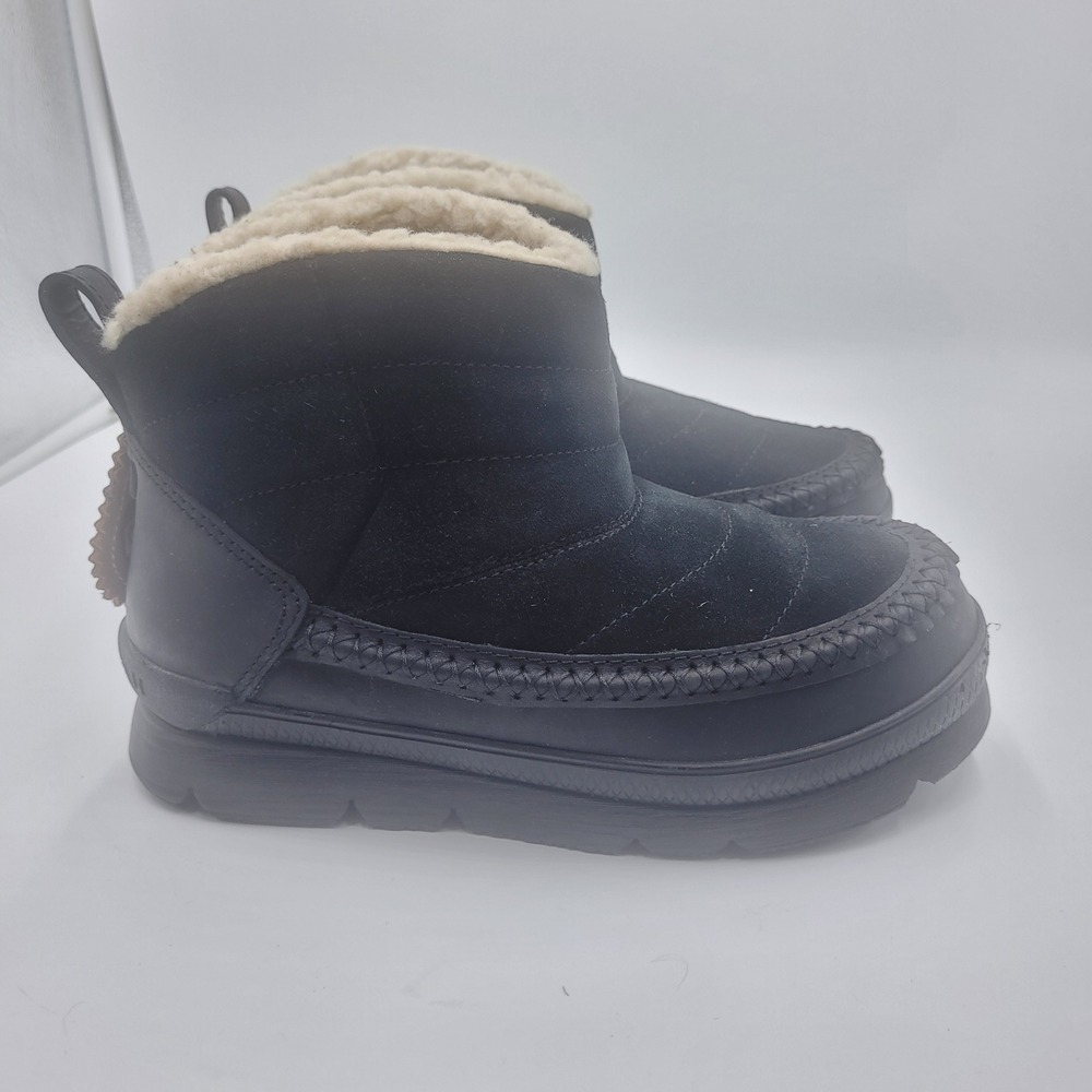 Manitobah‎ Mukluks Pacific Insulated Puffer Boots Womens 5.5 Indigenous Artisan